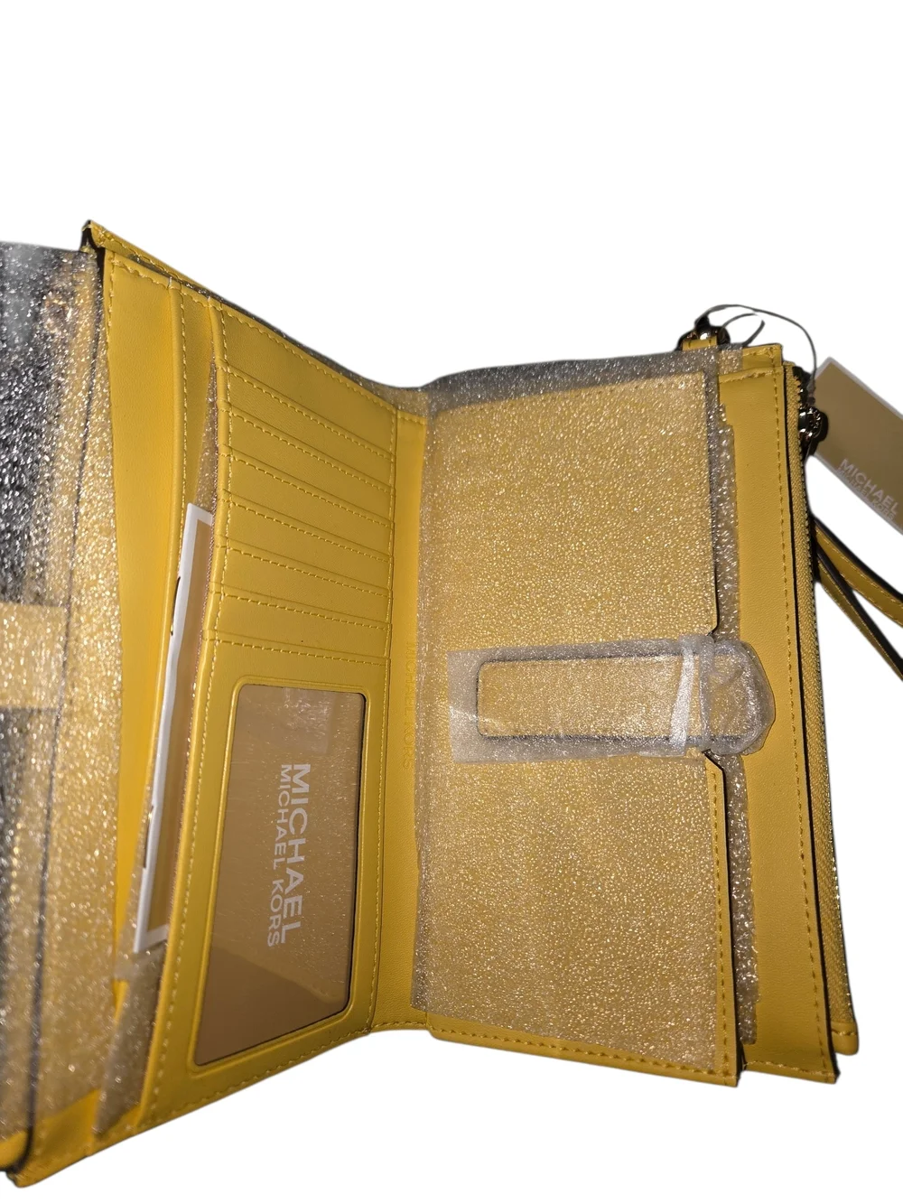 Michael Kors Jet Set Ombre Wristlet - Picture 4 of 5